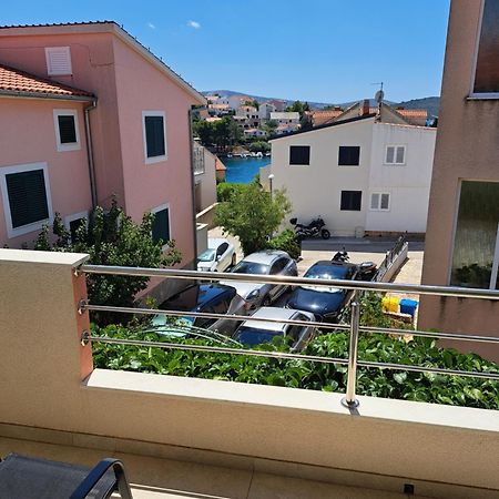 Apartman Adagio Zaboric Exterior foto