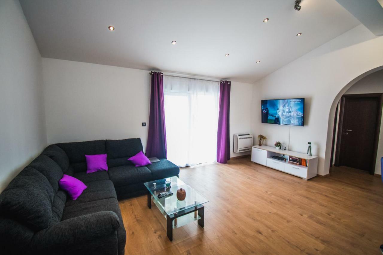 Apartman Adagio Zaboric Exterior foto