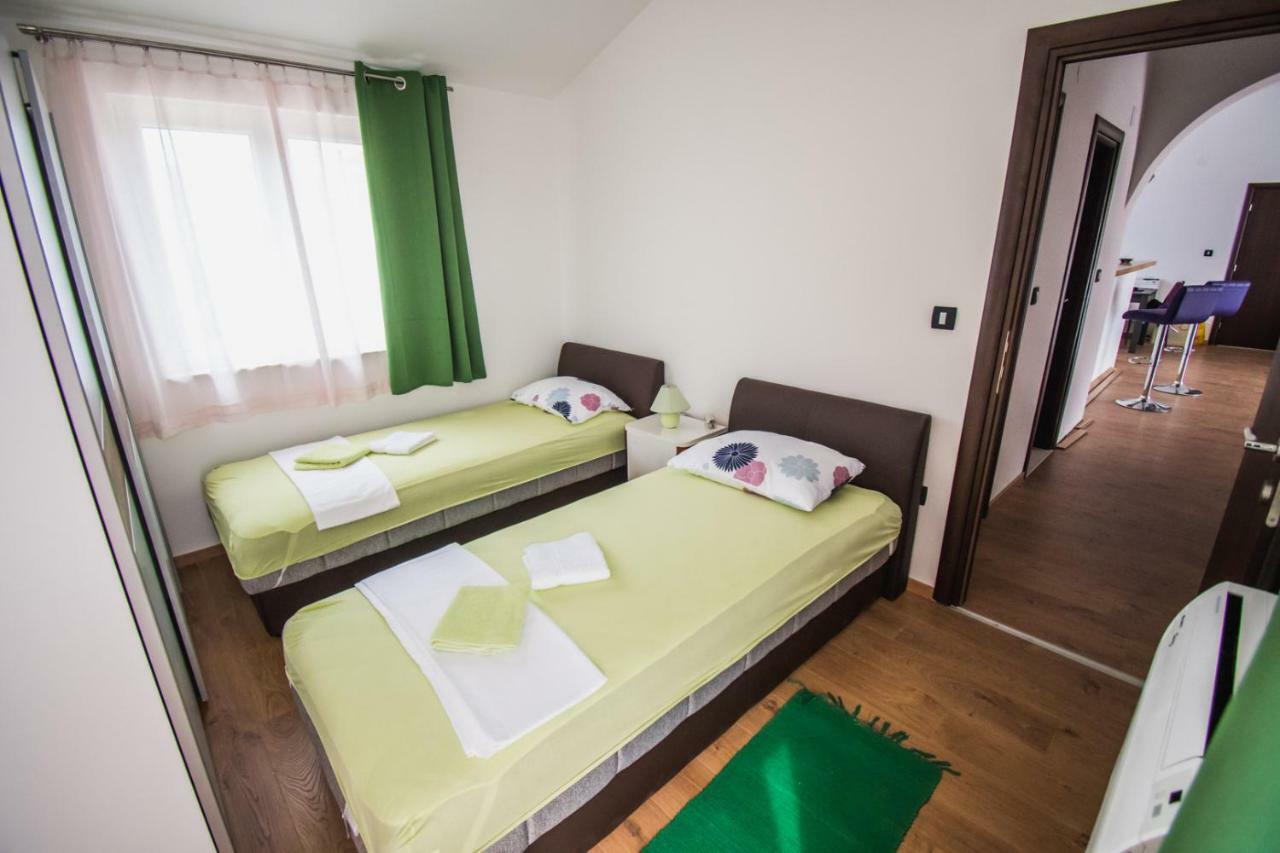 Apartman Adagio Zaboric Exterior foto